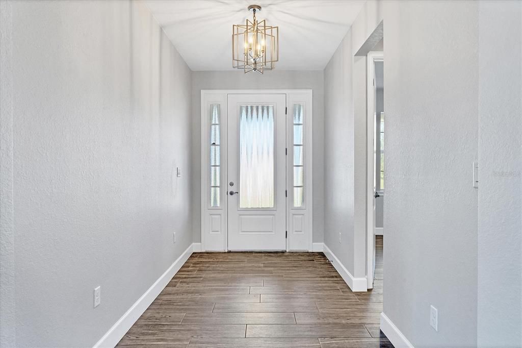 For Sale: $465,000 (3 beds, 2 baths, 1644 Square Feet)