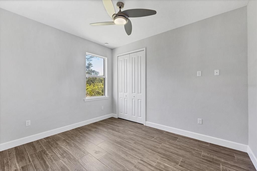 For Sale: $465,000 (3 beds, 2 baths, 1644 Square Feet)