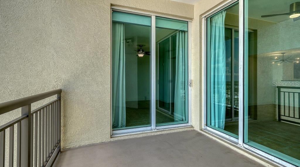 For Sale: $549,000 (2 beds, 2 baths, 1310 Square Feet)