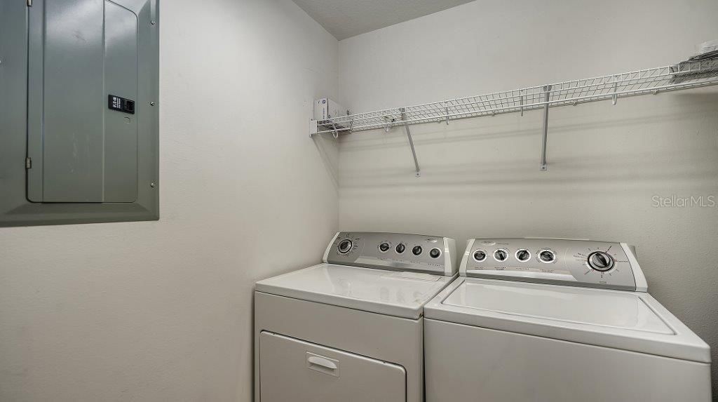 For Sale: $549,000 (2 beds, 2 baths, 1310 Square Feet)