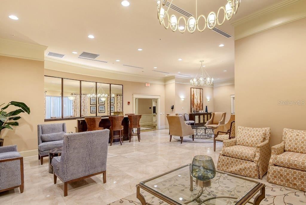 For Sale: $549,000 (2 beds, 2 baths, 1310 Square Feet)