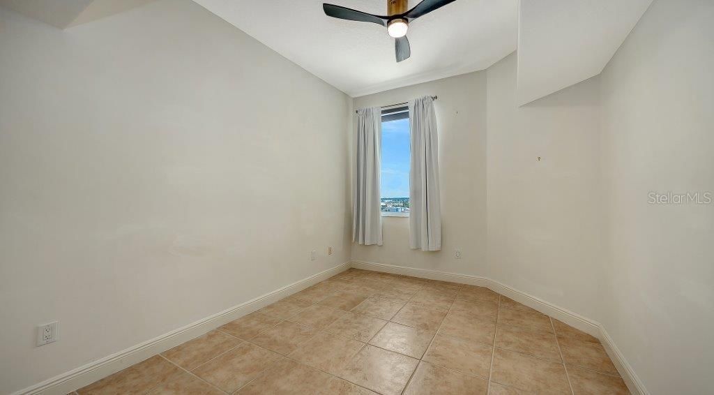 For Sale: $549,000 (2 beds, 2 baths, 1310 Square Feet)