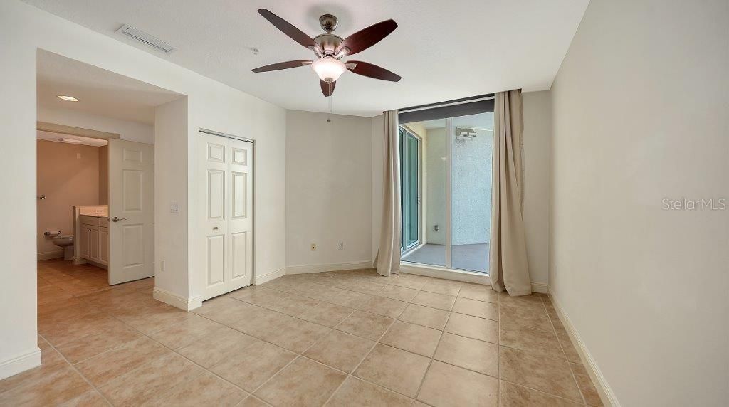 For Sale: $549,000 (2 beds, 2 baths, 1310 Square Feet)