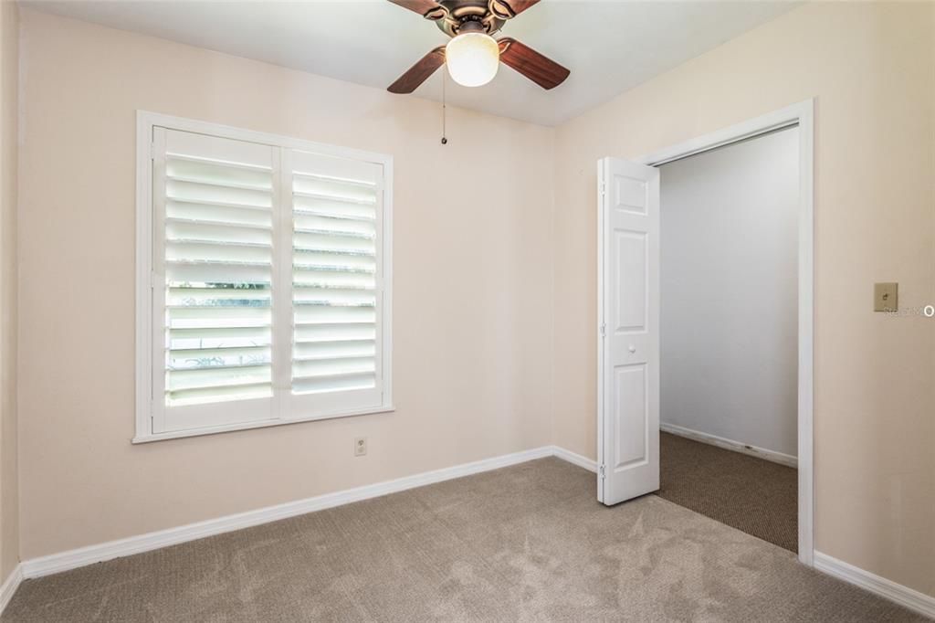 待售: $374,334 (4 贝兹, 2 浴室, 2328 平方英尺)