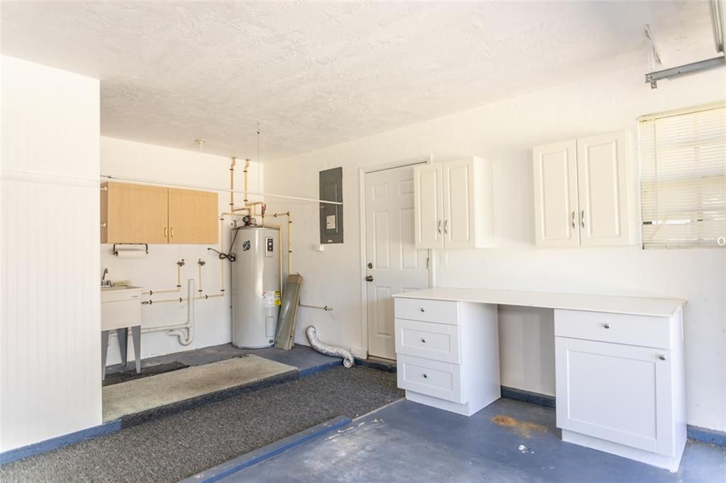 待售: $374,334 (4 贝兹, 2 浴室, 2328 平方英尺)