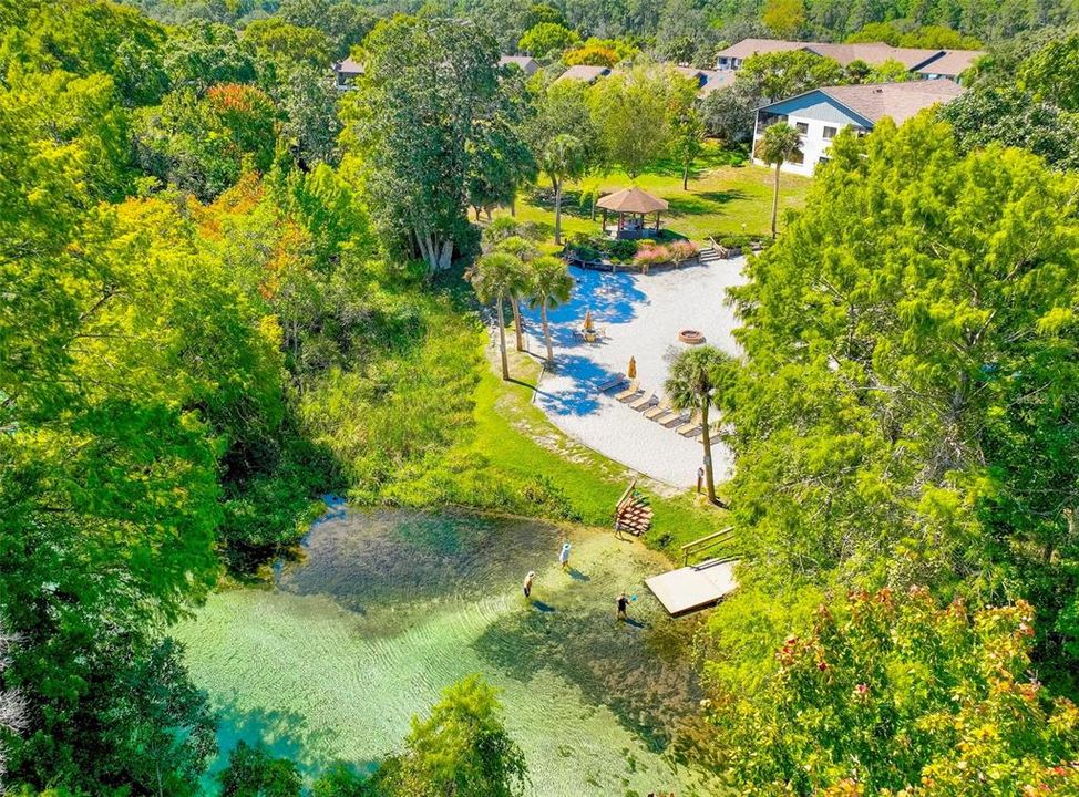 待售: $299,000 (2 贝兹, 2 浴室, 1363 平方英尺)