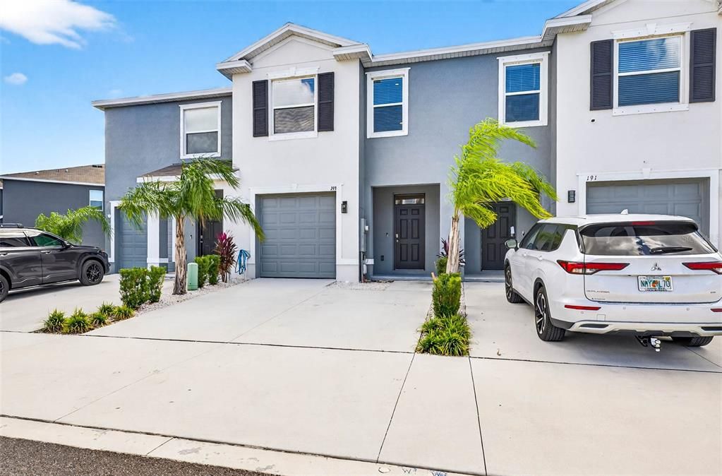 На продажу: $309,900 (3 спален, 2 ванн, 1707 Квадратных фут)