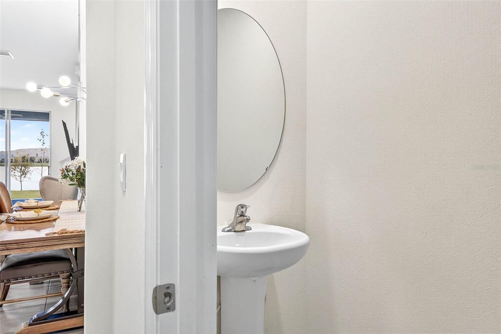 На продажу: $309,900 (3 спален, 2 ванн, 1707 Квадратных фут)