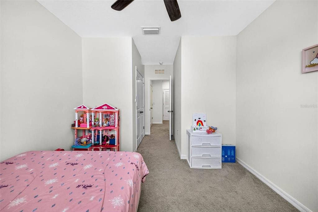 На продажу: $309,900 (3 спален, 2 ванн, 1707 Квадратных фут)