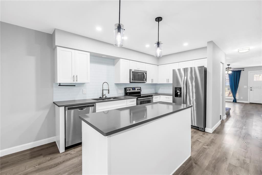 En Venta: $219,000 (2 camas, 2 baños, 1089 Pies cuadrados)