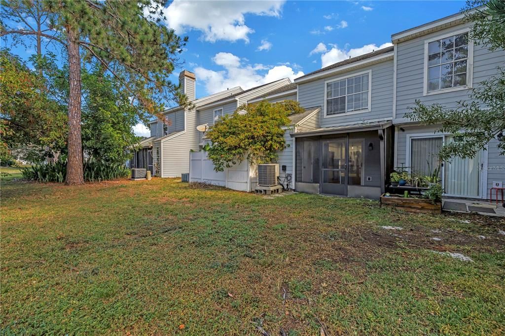 En Venta: $219,000 (2 camas, 2 baños, 1089 Pies cuadrados)