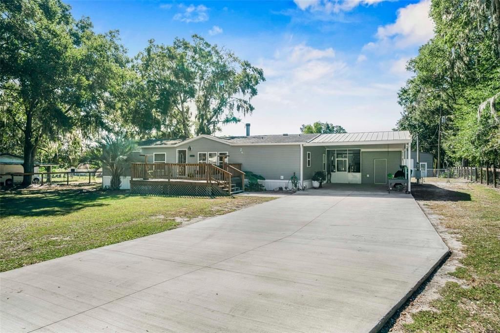 For Sale: $350,000 (3 beds, 2 baths, 1960 Square Feet)