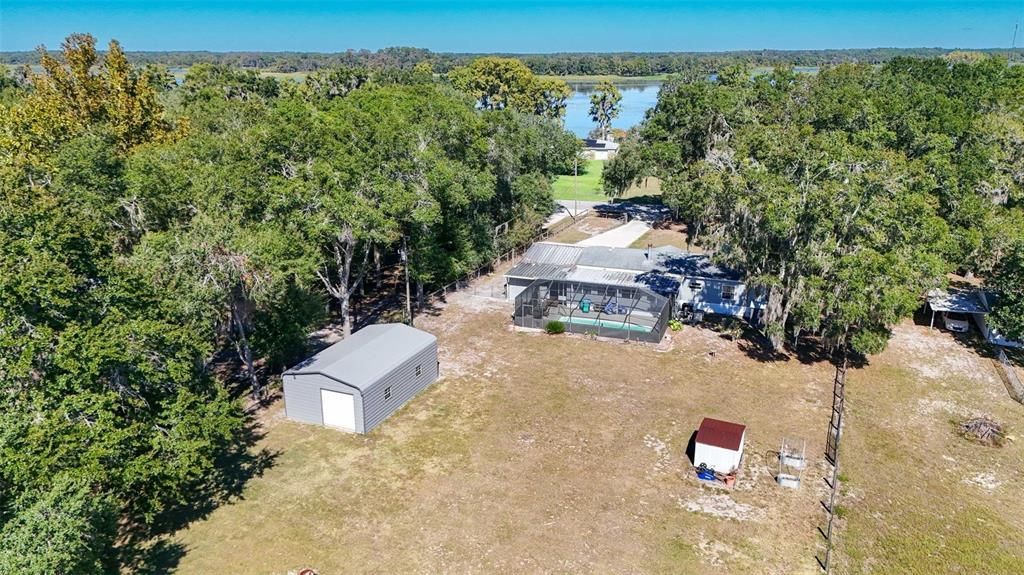 For Sale: $350,000 (3 beds, 2 baths, 1960 Square Feet)