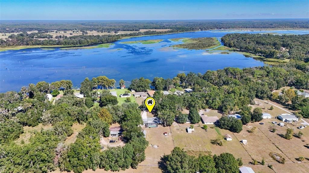 For Sale: $350,000 (3 beds, 2 baths, 1960 Square Feet)