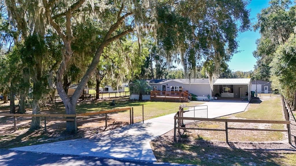 For Sale: $350,000 (3 beds, 2 baths, 1960 Square Feet)