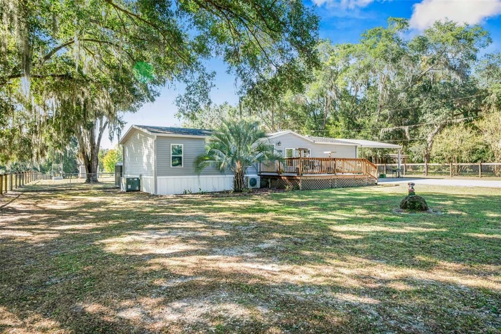 For Sale: $350,000 (3 beds, 2 baths, 1960 Square Feet)