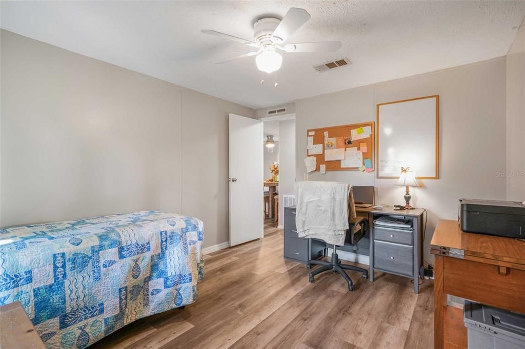 For Sale: $350,000 (3 beds, 2 baths, 1960 Square Feet)