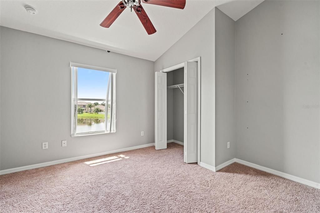 出租: $3,000 (4 贝兹, 2 浴室, 2710 平方英尺)