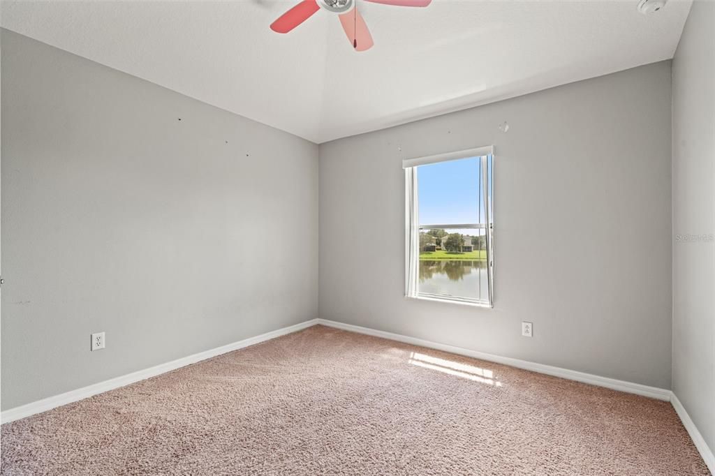 出租: $3,000 (4 贝兹, 2 浴室, 2710 平方英尺)