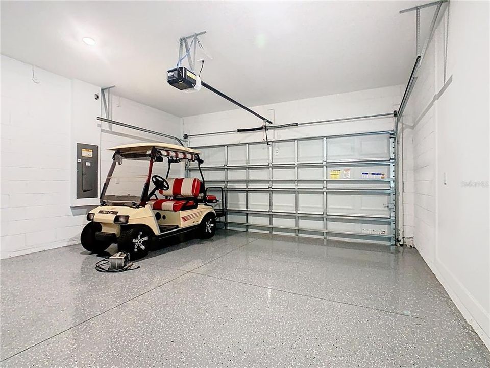 На продажу: $288,500 (2 спален, 2 ванн, 1289 Квадратных фут)