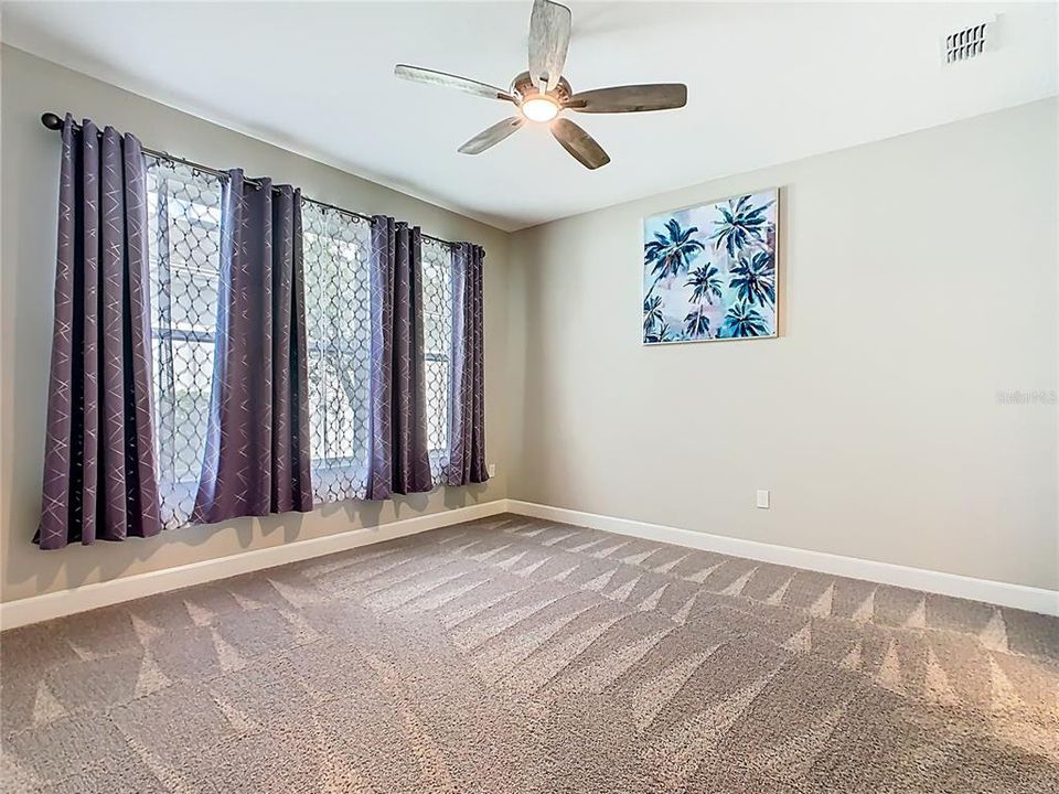 На продажу: $288,500 (2 спален, 2 ванн, 1289 Квадратных фут)