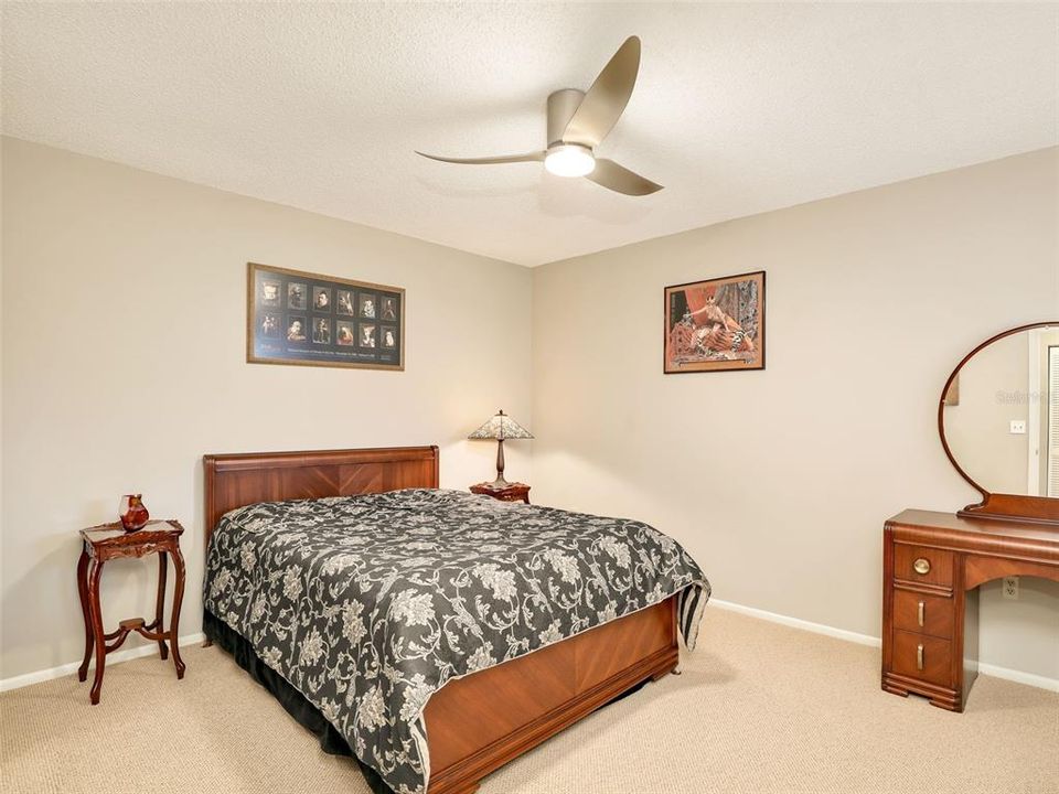 For Sale: $299,000 (2 beds, 2 baths, 1451 Square Feet)