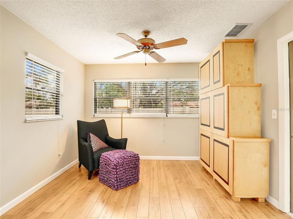 For Sale: $299,000 (2 beds, 2 baths, 1451 Square Feet)