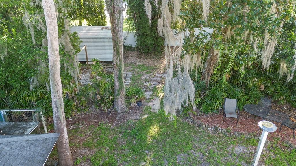 Active With Contract: $585,000 (4 beds, 2 baths, 2072 Square Feet)