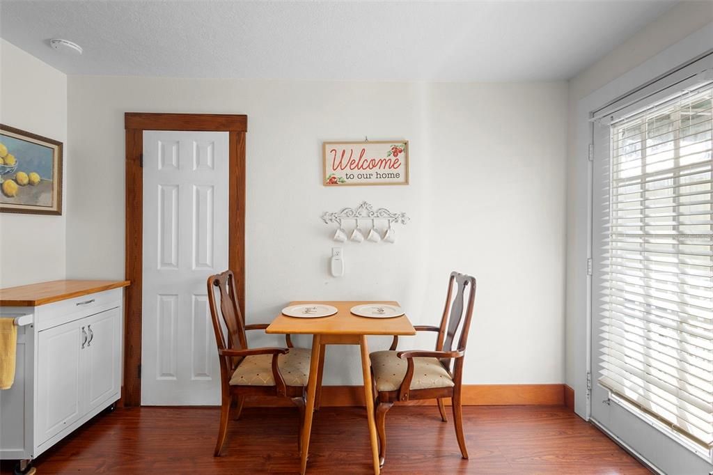 Active With Contract: $585,000 (4 beds, 2 baths, 2072 Square Feet)