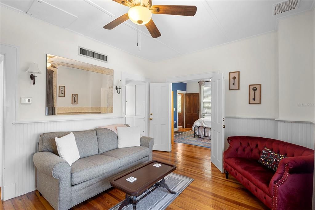 Active With Contract: $585,000 (4 beds, 2 baths, 2072 Square Feet)