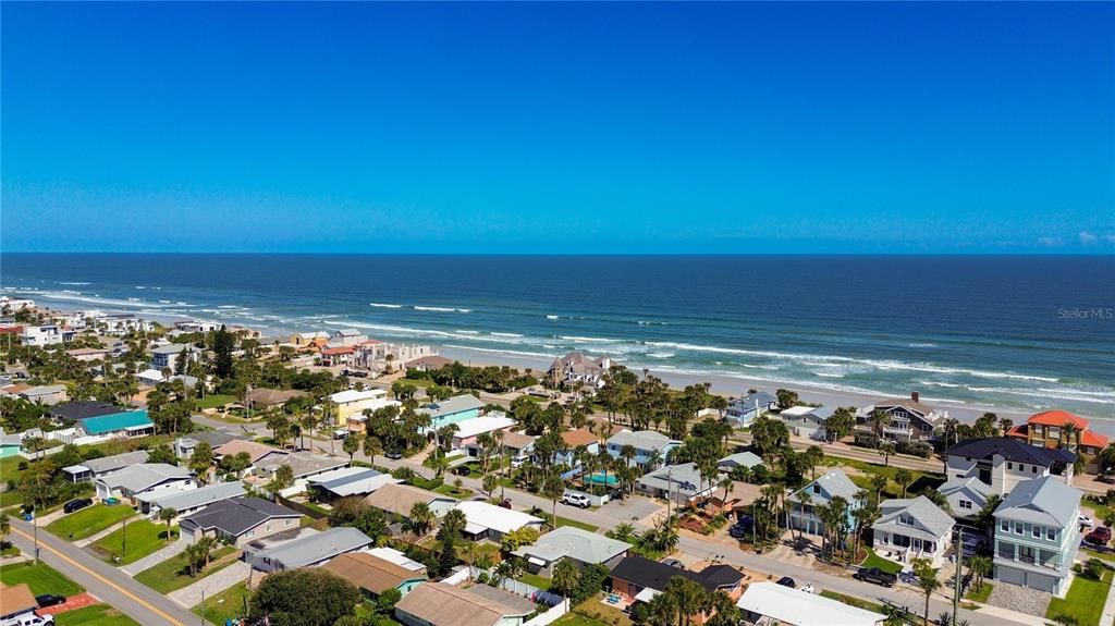 For Sale: $575,000 (0.14 acres)