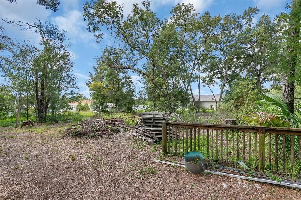 На продажу: $45,000 (0.22 acres)