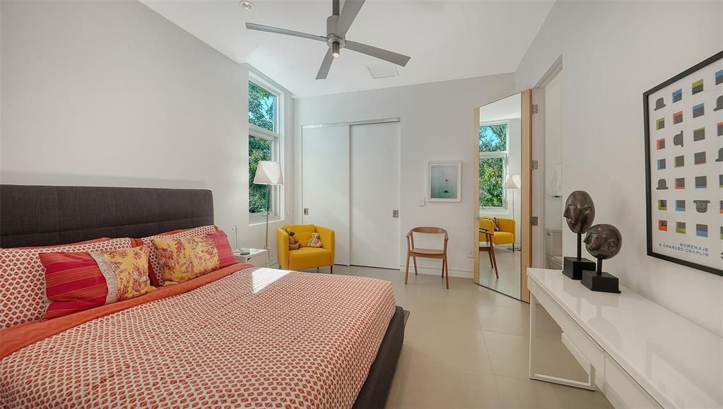 Active With Contract: $6,000,000 (4 beds, 3 baths, 3446 Square Feet)