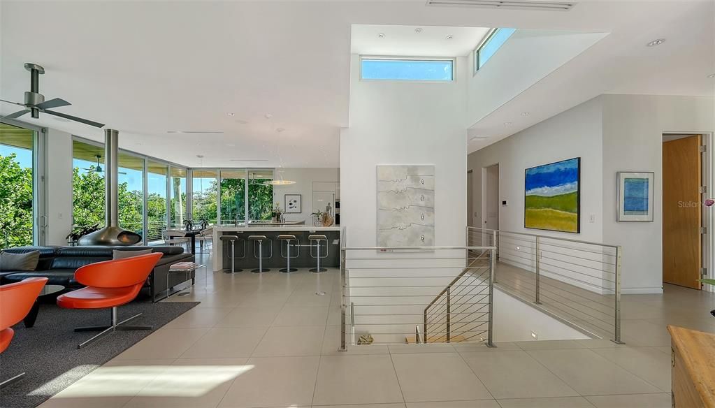 Active With Contract: $6,000,000 (4 beds, 3 baths, 3446 Square Feet)