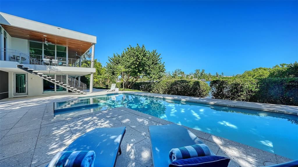 Active With Contract: $6,000,000 (4 beds, 3 baths, 3446 Square Feet)