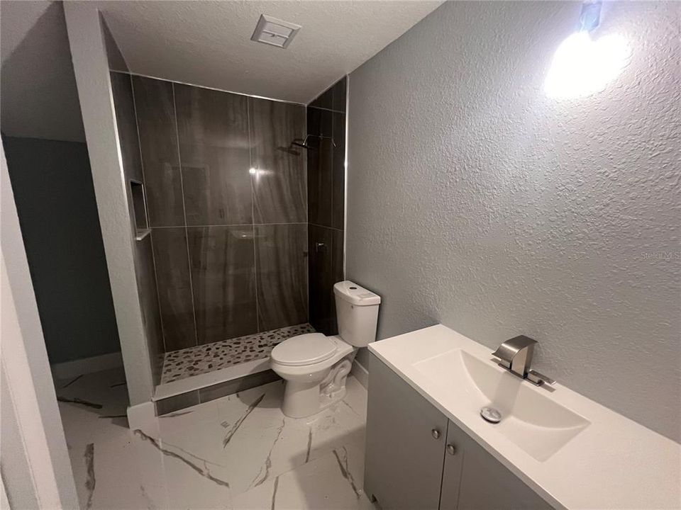 For Sale: $299,000 (3 beds, 2 baths, 1016 Square Feet)