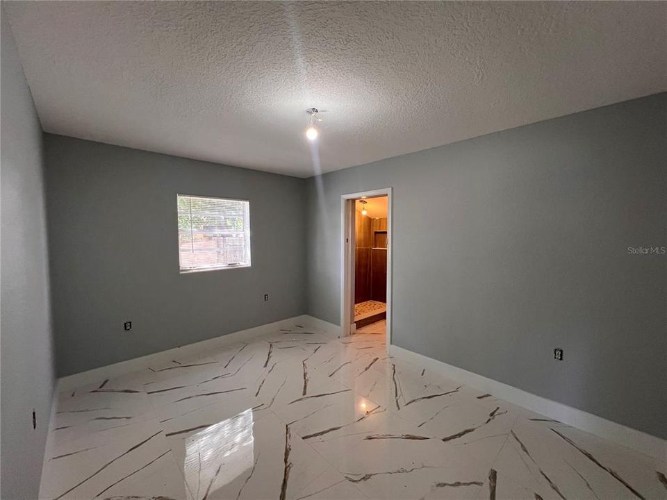 For Sale: $299,000 (3 beds, 2 baths, 1016 Square Feet)