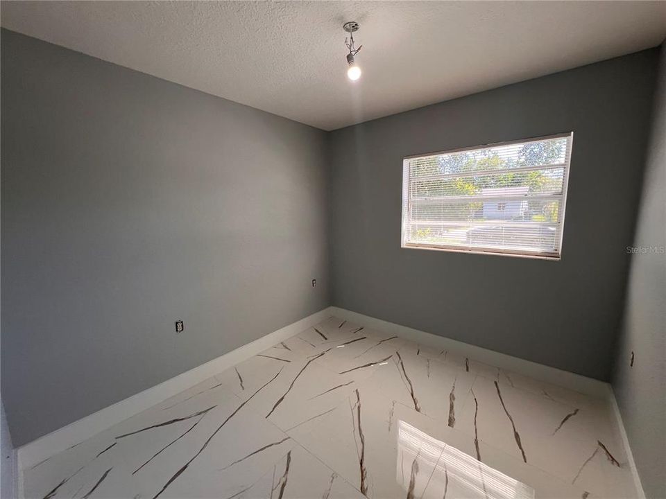 For Sale: $299,000 (3 beds, 2 baths, 1016 Square Feet)