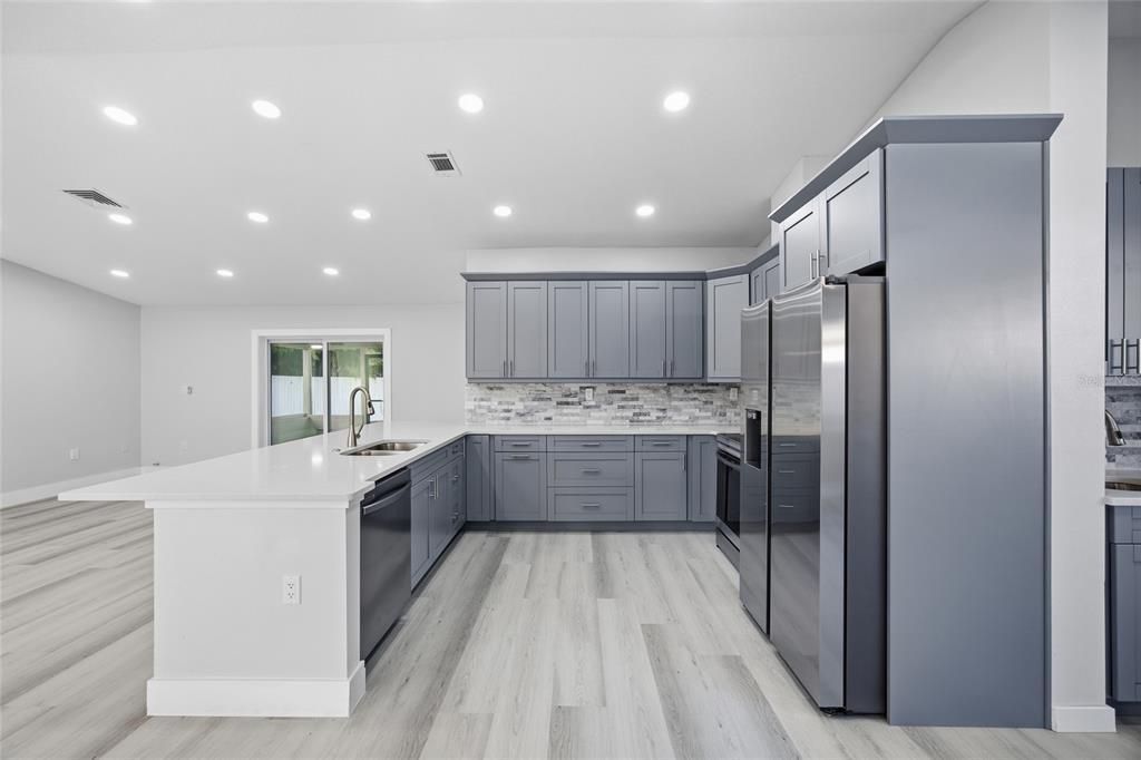 For Sale: $524,000 (3 beds, 2 baths, 1572 Square Feet)