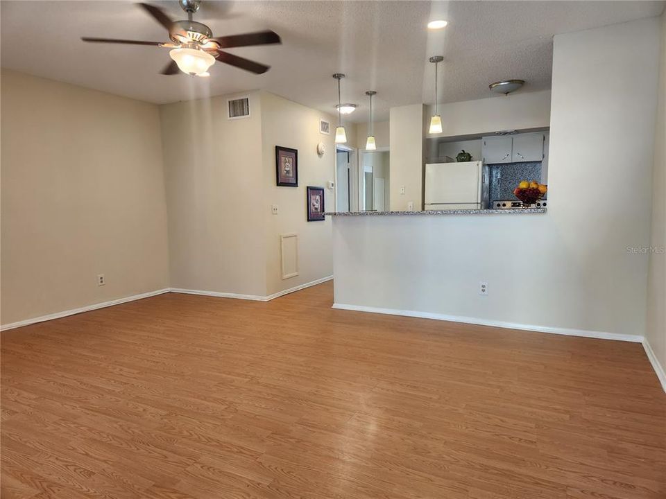 En Renta: $1,400 (1 camas, 1 baños, 800 Pies cuadrados)