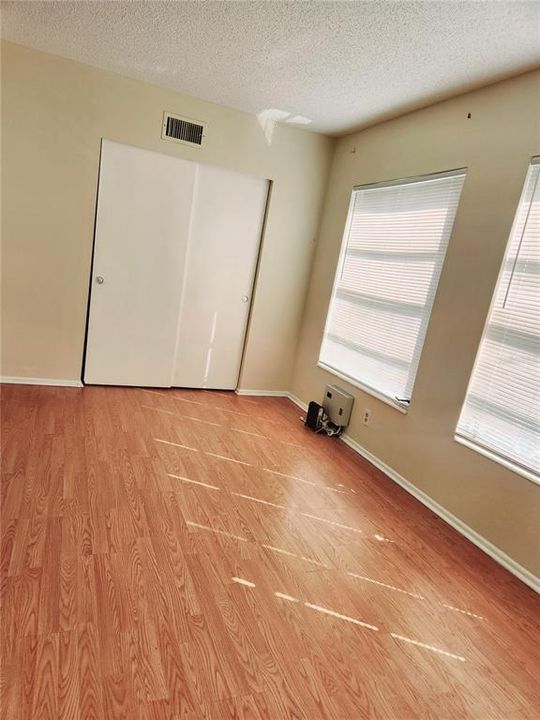 En Renta: $1,400 (1 camas, 1 baños, 800 Pies cuadrados)