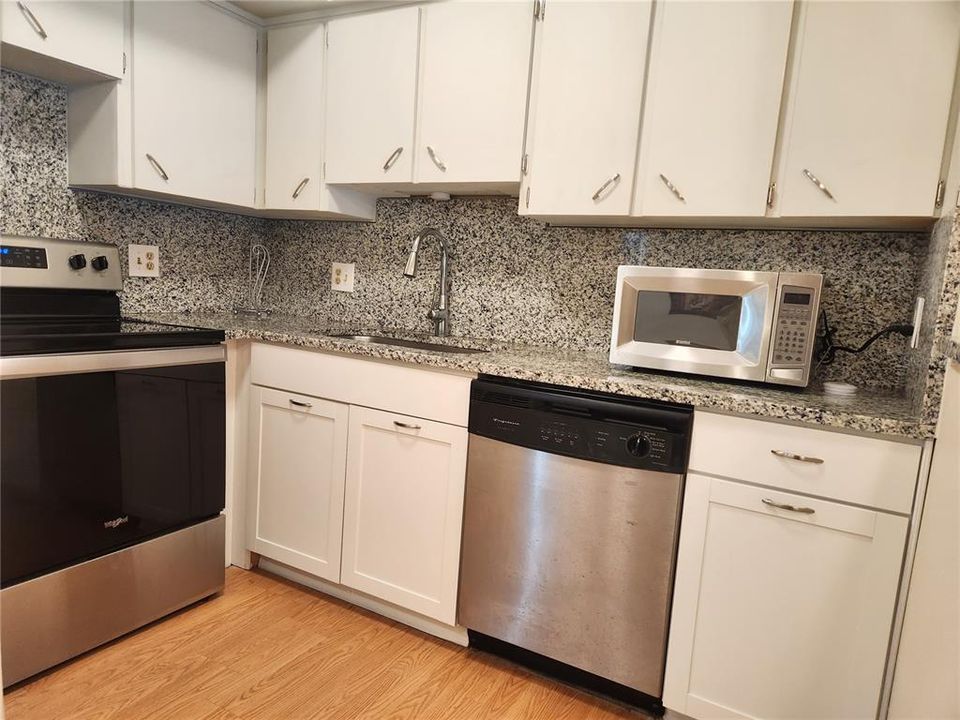 En Renta: $1,400 (1 camas, 1 baños, 800 Pies cuadrados)