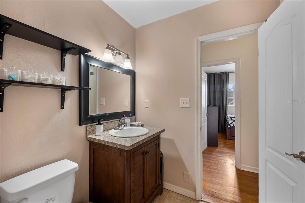 En Venta: $374,900 (3 camas, 1 baños, 1737 Pies cuadrados)