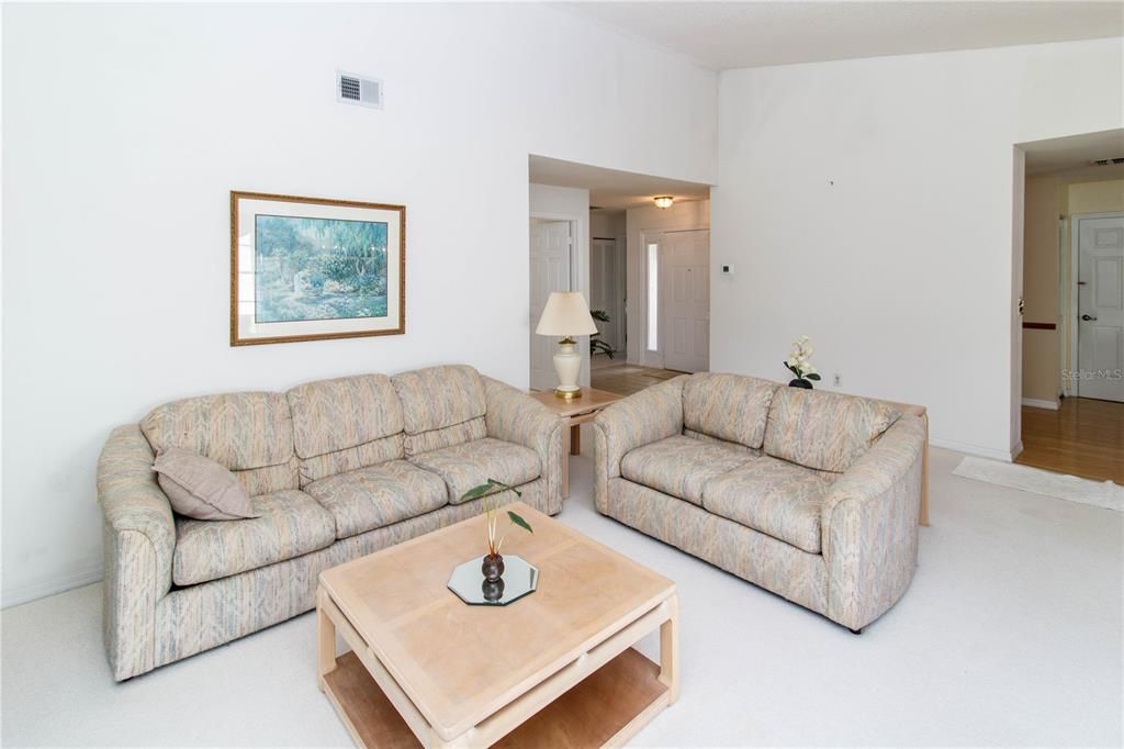 Active With Contract: $249,000 (3 beds, 2 baths, 1378 Square Feet)