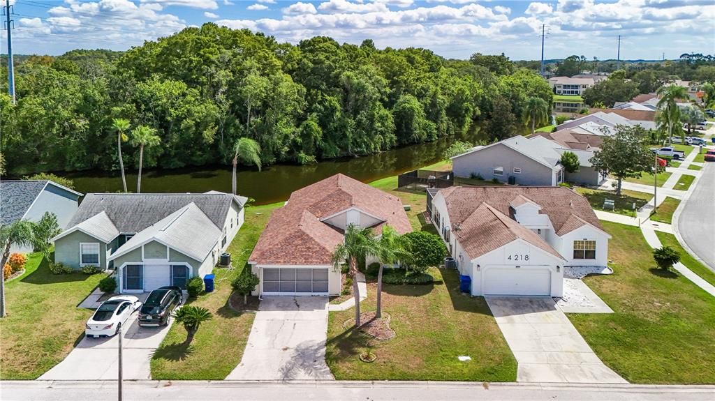 Active With Contract: $249,000 (3 beds, 2 baths, 1378 Square Feet)