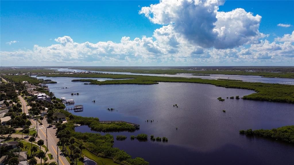 En Venta: $499,000 (0.14 acres)