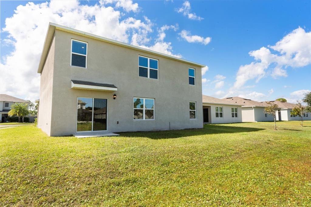 Active With Contract: $414,900 (5 beds, 3 baths, 2674 Square Feet)