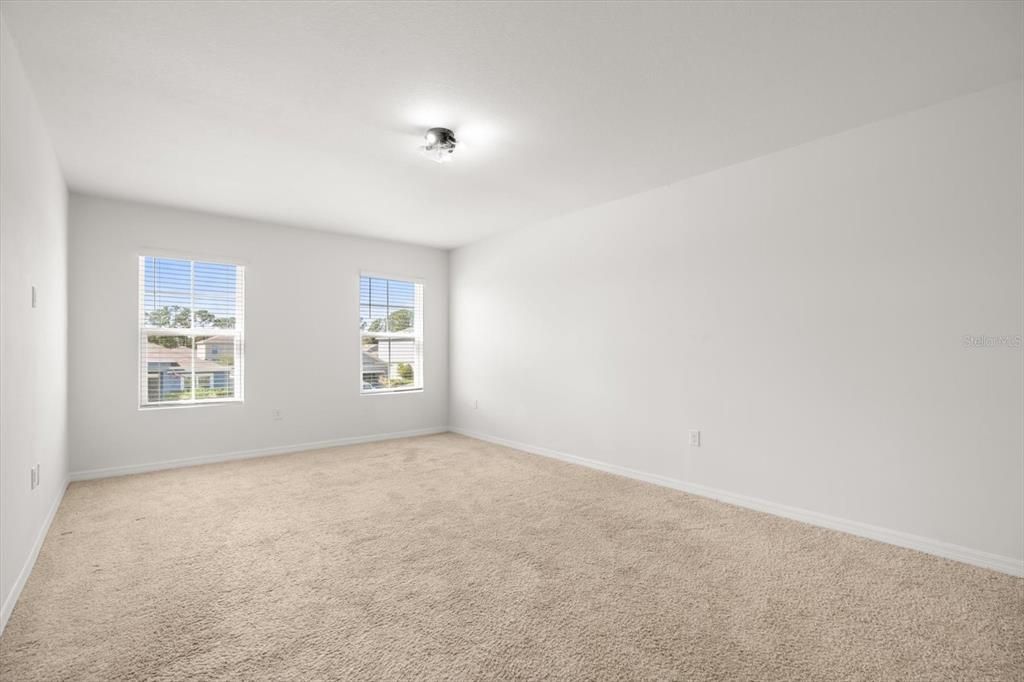 Active With Contract: $414,900 (5 beds, 3 baths, 2674 Square Feet)