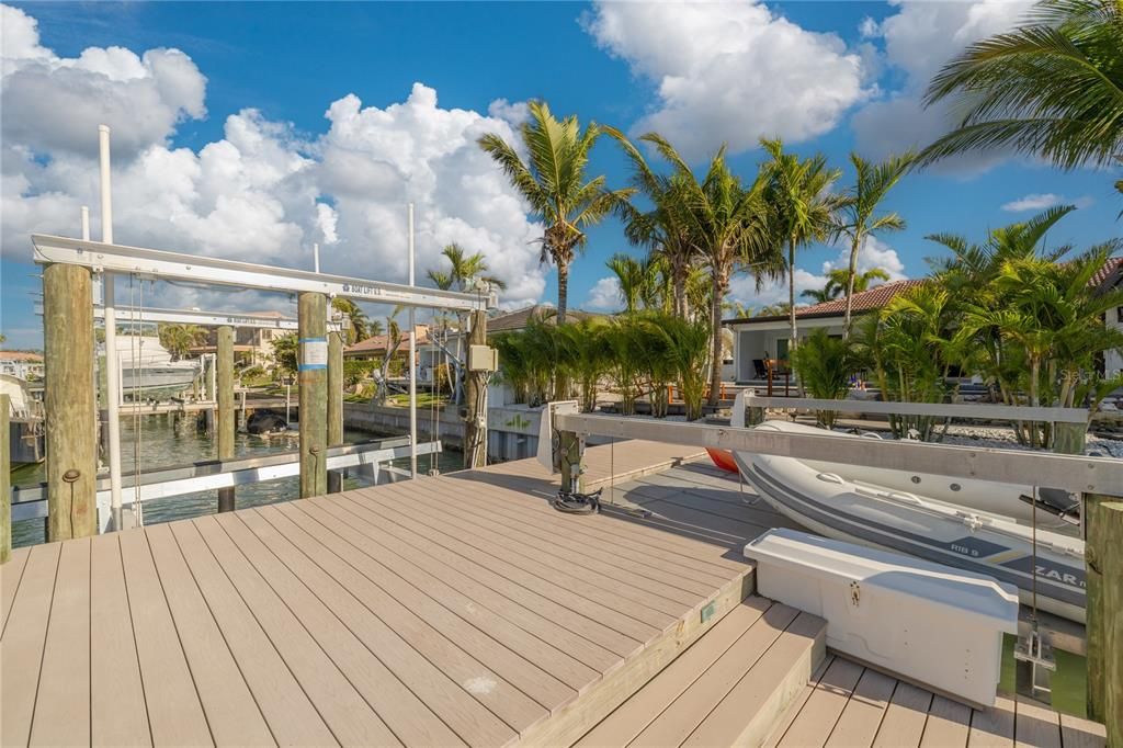 For Sale: $2,650,000 (4 beds, 3 baths, 3154 Square Feet)