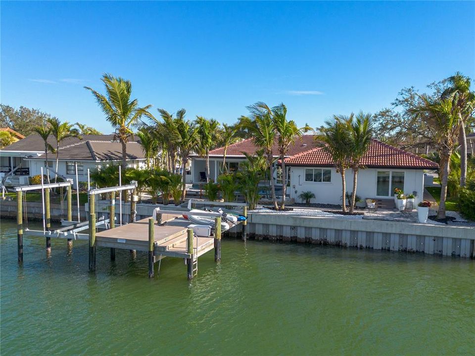 For Sale: $2,650,000 (4 beds, 3 baths, 3154 Square Feet)